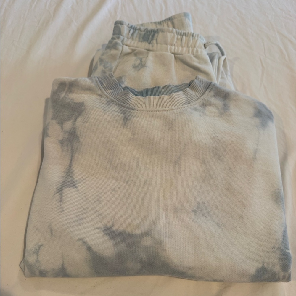 Zara Cozy Blue and White Tie Dye Jogger Set Size 10